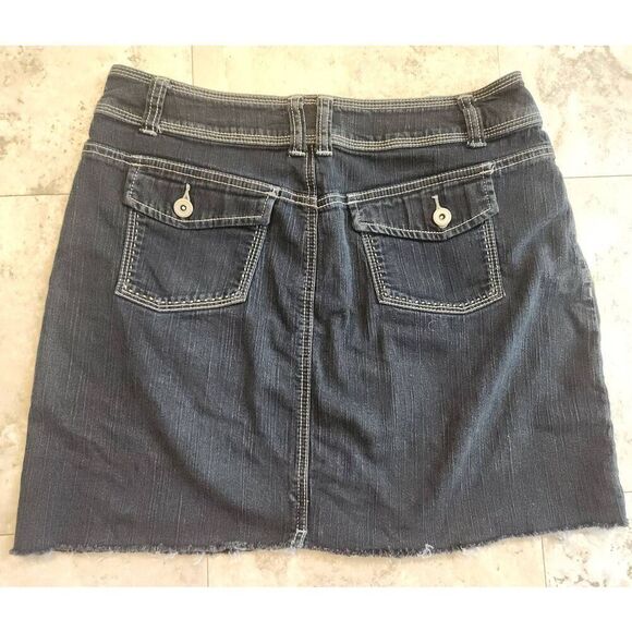 R5 Christopher and Banks denim mini skirt - Picture 2 of 6